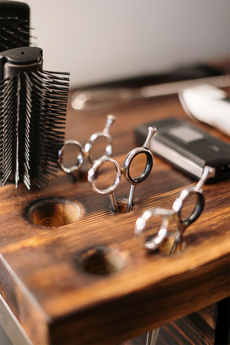 hairdressing tools