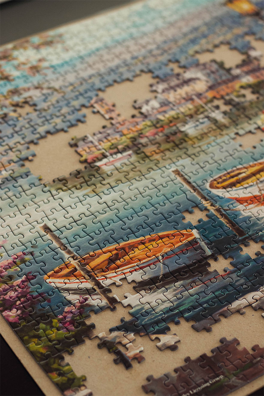 puzzle pieces