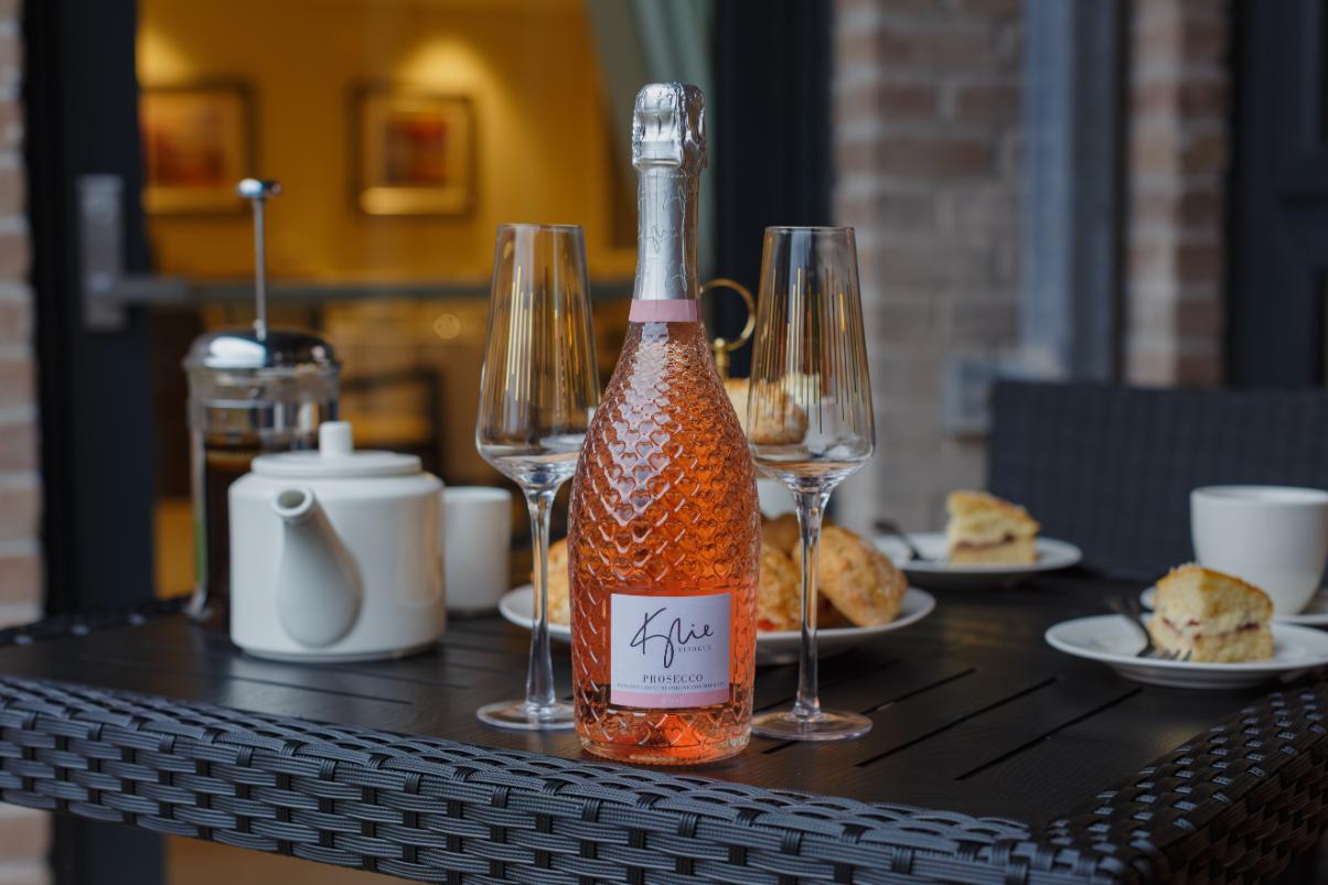 kingfisher dining room